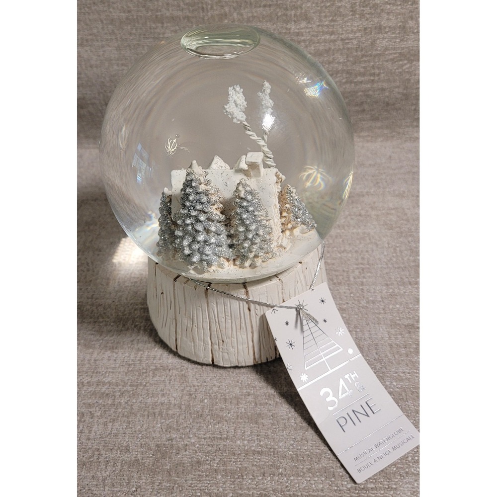 34th & Pine We wish You Merry Christmas Musical Snow Globe Gorgeous - NEW